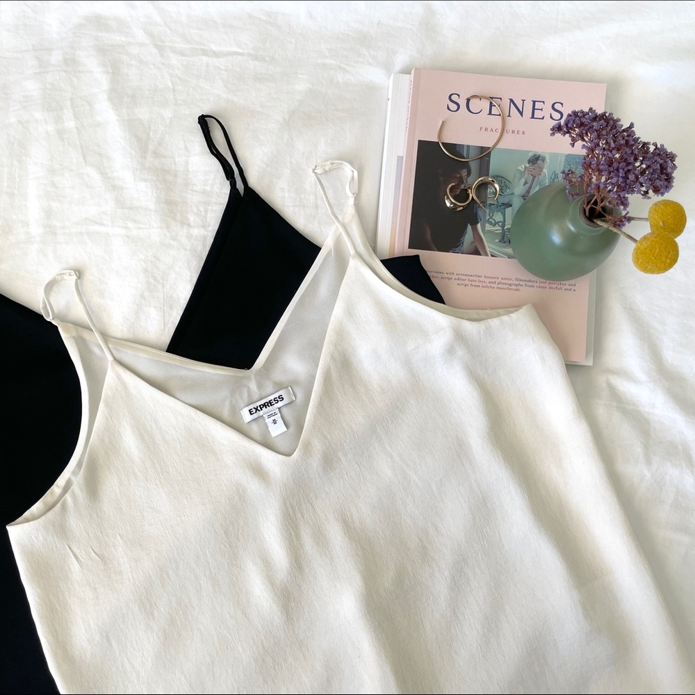 Express V-neck Downtown Cami (White M)